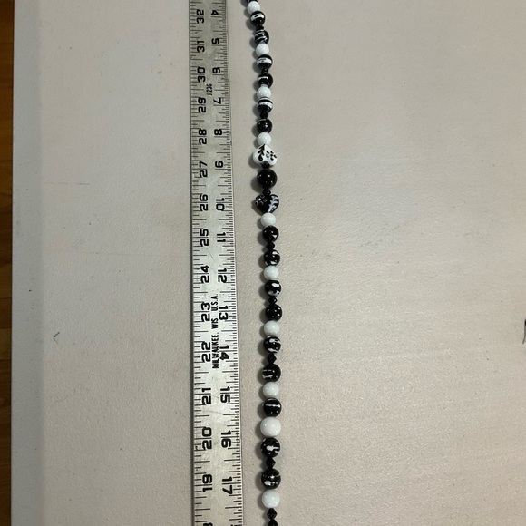 Hand Crafted Necklace Bracelet Black & White Floral Hearts Striped Beads - Picture 9 of 9